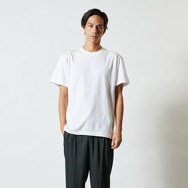 男性モデル正面シルエット